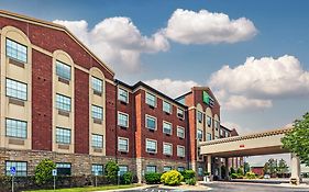 Holiday Inn Broken Arrow